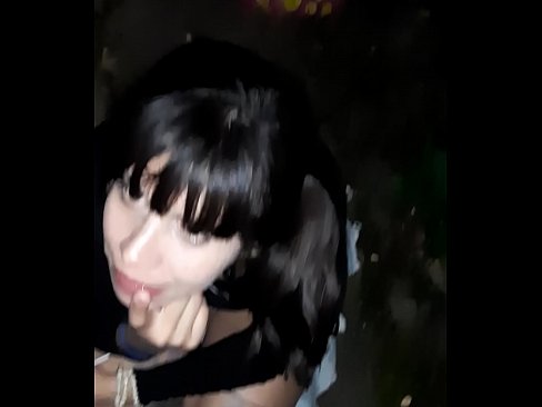 ❤️ Pamsewu mbolo yatupa posinthanitsa ndi maswiti Kanema wakugonana pa ife ️❤